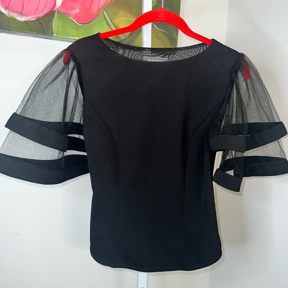 Gracia Black Mesh Bell Sleeve Blouse Size Small - Picture 4 of 10